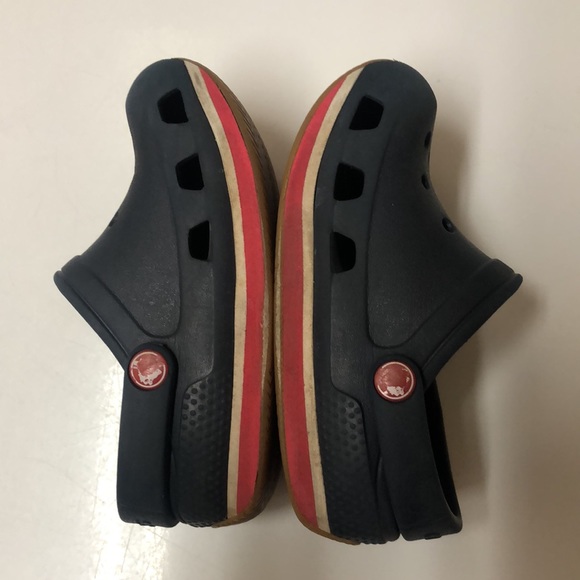 CROCS navy blue Toddler 6/7 - Picture 2 of 4